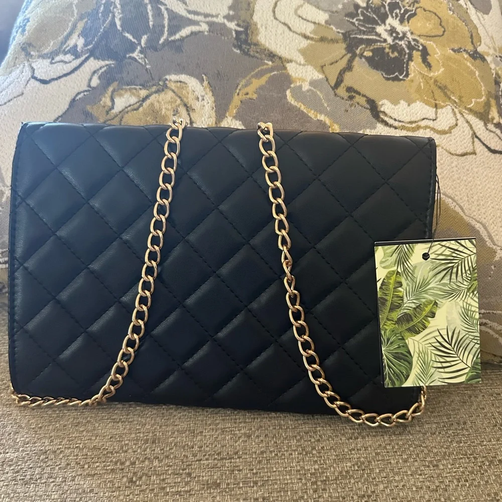 Badgley Mischka Black Diamond Quilted Convertible Crossbody Wallet Built-In NWT